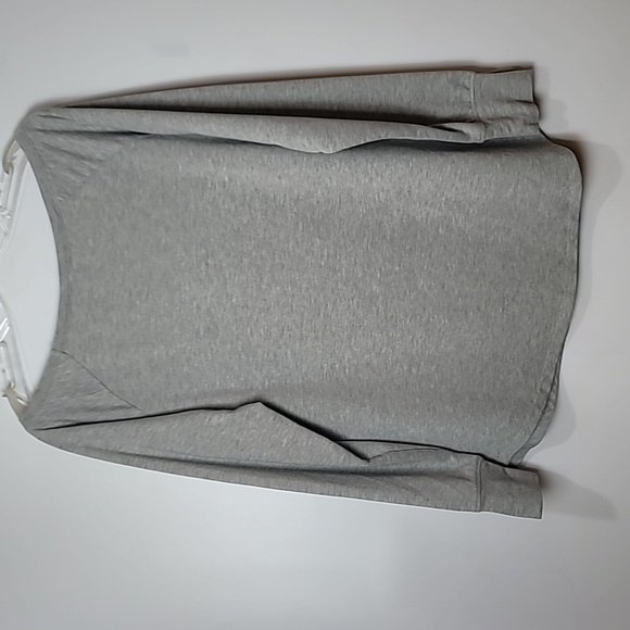 Torrid Gray Iridescent Pullover Top size L or 12. - Picture 10 of 10